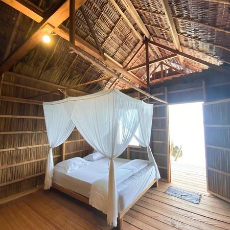 Mambetron Homestay Raja Ampat Pulau Mansuar Luaran gambar