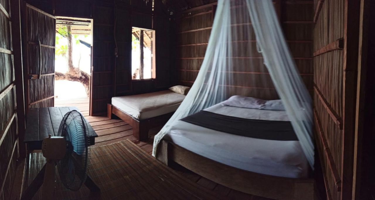 Mambetron Homestay Raja Ampat Pulau Mansuar Luaran gambar