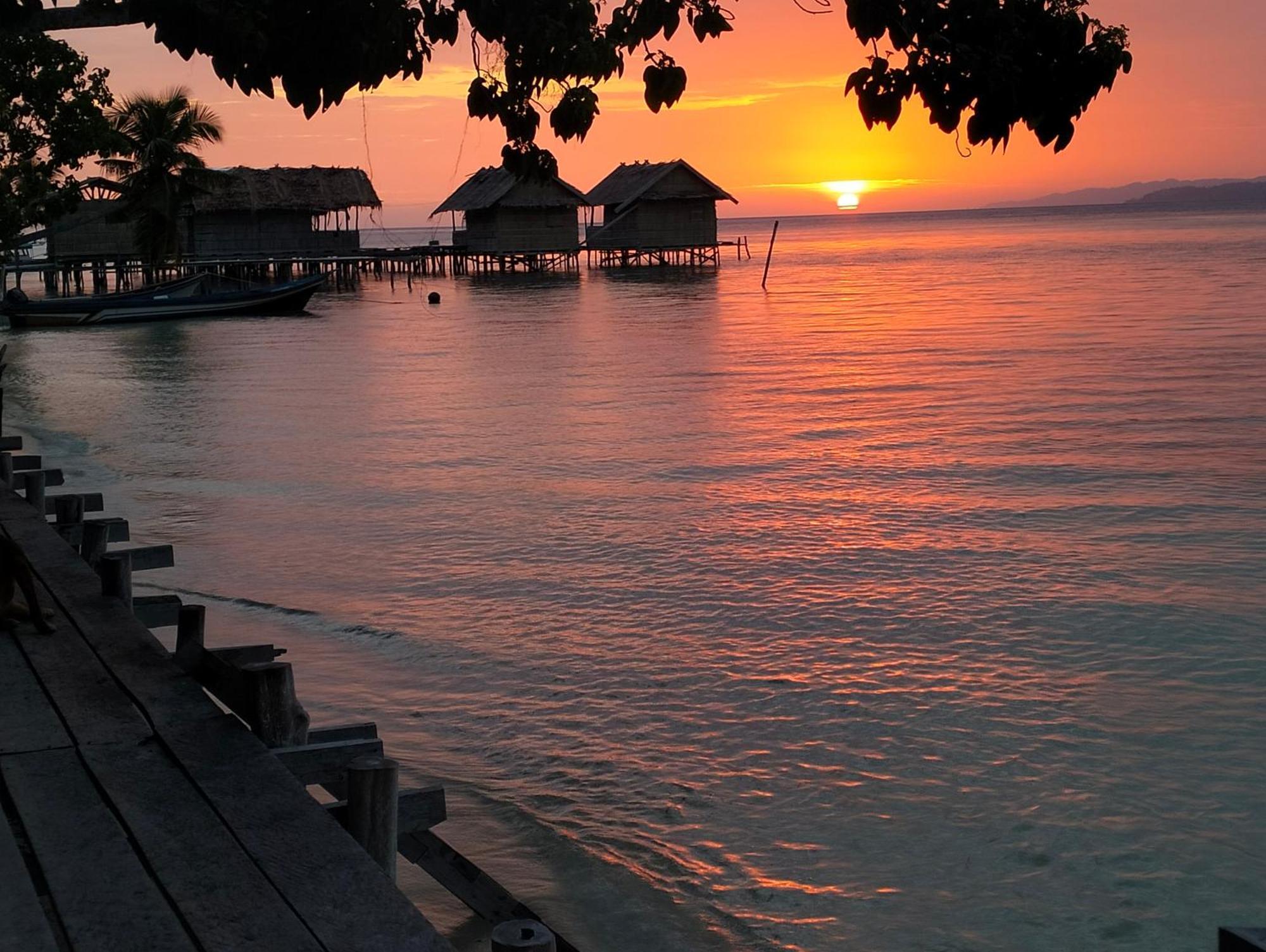 Mambetron Homestay Raja Ampat Pulau Mansuar Bilik gambar