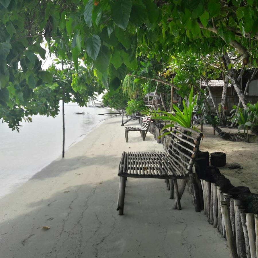 Mambetron Homestay Raja Ampat Pulau Mansuar Luaran gambar